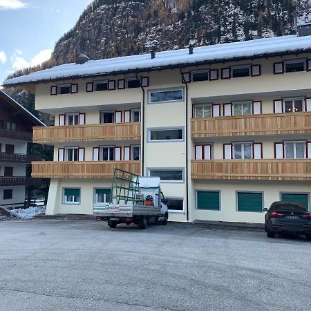 Appartamenti Col Rodella By Ama Val Di Fassa Campitello di Fassa Exteriör bild